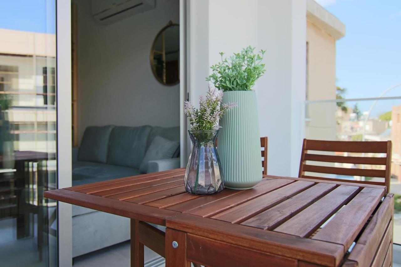 Phaedrus Living Seaside Luxury Flat Athina 123 Apartment Paphos Exterior photo